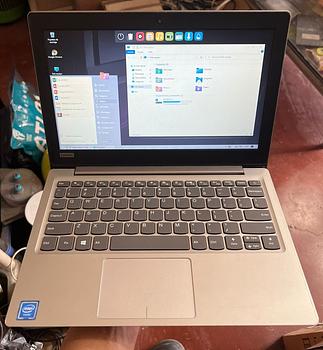 computadoras y laptops - MiniLaptop Lenovo 11¨ssd32gb ext 2gb ram 1M Garant