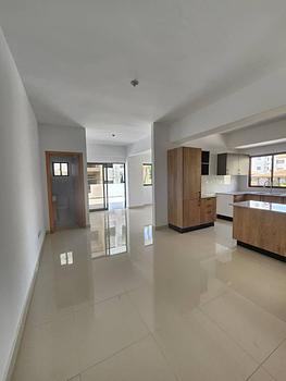 apartamentos - Apartamento en venta 2do nivel en jardines del sur