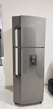 electrodomesticos - Nevera marca Nedoca gris 