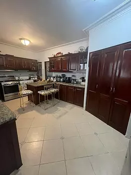 apartamentos - Se vende Apartamento grande y espacioso en Naco de 260mts,