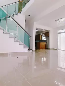 casas - Bonita Vivienda Nueva en Residencial Cerrado, El Doral 