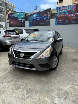 carros - nissan versa sv 