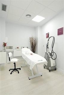 oficinas y locales comerciales - clínica estética en Piantini Distrito Nacional Santo Domingo 