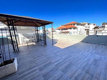 penthouses - Alquilo Penthouse de 4 habitaciones + Terraza en Bella Vista