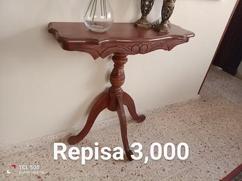 decoración y accesorios - Vendo Repisa está como nueva 