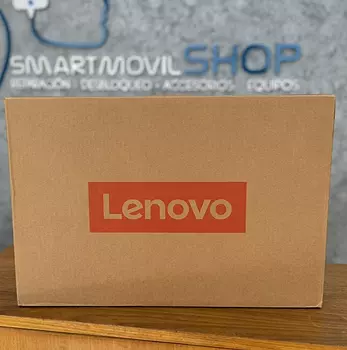computadoras y laptops - Laptop Lenovo Idepad Amd Ryzen 3 7320u 2.4Ghz 8gb 15.6" Nueva (tienda física)
