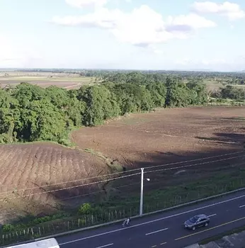 solares y terrenos - Terreno Disponible en la Autopista Duarte, Rep. Dom.
