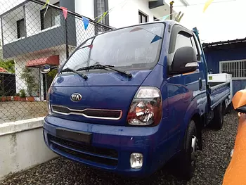 camiones y vehiculos pesados - KIA BONGO 2017 AZUL