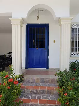 apartamentos - Casa en alquiler de 3 hab 3 baños Arroyo Hondo III