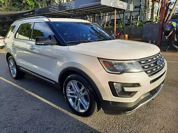 jeepetas y camionetas - Ford Explorer xlt 2016