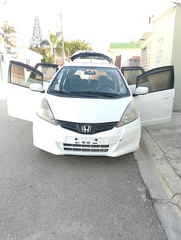 carros - Honda Fit 2011 con extras 5 años siendo su dueño.