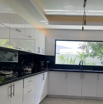 casas - Venta de casa en arroyo Hondo III