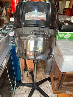Corotos Vendo excelente secador de pelo de pedestal marca