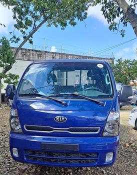 camiones y vehiculos pesados - KIA BONGO 2017 AZUL