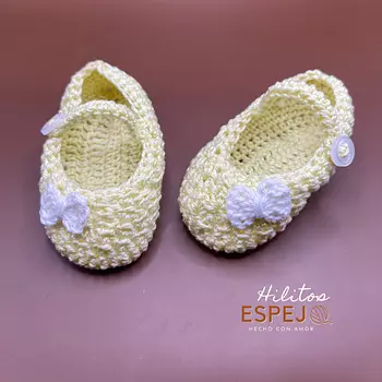 ropa y zapatos - Zapatitos de bebés tejidos a crochet- Primera puesta.