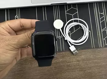 accesorios para electronica - Apple Watch Series 9 45mm Como Nuevo RD$ 18,500 NE
