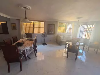 casas - Se vende casa en Av. Independencia 