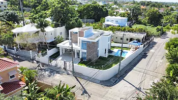 casas vacacionales y villas - VILLA DE LUJO DE VENTA EN PUERTO PLATA