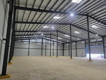 otros inmuebles - Alquiler y venta de Nave Industrial en sector Engombre