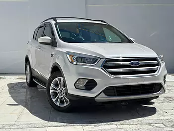 jeepetas y camionetas - FORD ESCAPE SE PANORAMICA 2017CLEAN CARFAX