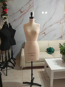 equipos profesionales - Bajamos el precio!!!! Maniquíes para pasarelas, terminación elegante 