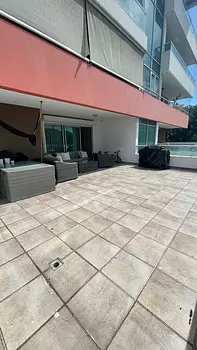 apartamentos - Rento apartamento amplio con varios parqueos 
Terraza amplia