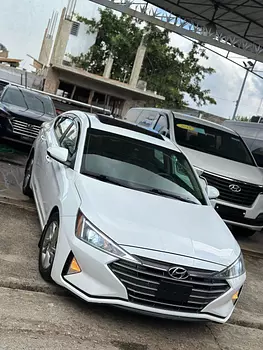 carros - 2019 HYUNDAI ELANTRA VALUE CLEAN CARFAX