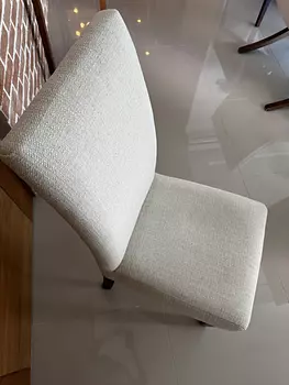 muebles y colchones - Elegantes sillas de comedor - tela beige y madera