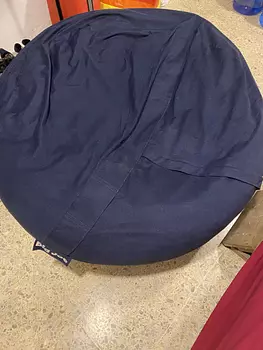 muebles y colchones - Vendo “Bean Bag Large”
Precio negociable