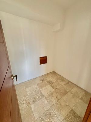 Listing thumbnail