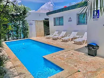 casas - Vivienda con Piscina en Residencial Privado, Llanos de Gurabo