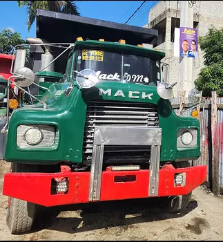 camiones y vehiculos pesados - Camion Mack DM