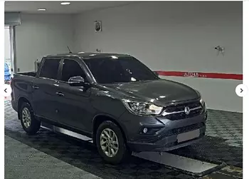 jeepetas y camionetas - KGM REXTON 2021 GRIS OSCURO DIESEL