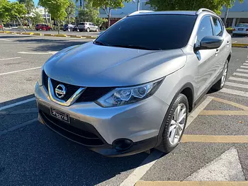 jeepetas y camionetas - Nissan Qashqai 2018 excelentes condiciones