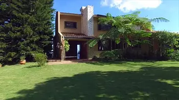 casas vacacionales y villas - Vendo villa en la montaña de san cristibal la colonia de Cambita 