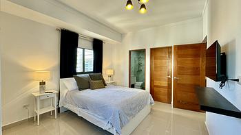 apartamentos - Apartamento en alquiler a una esq. de la Churchill