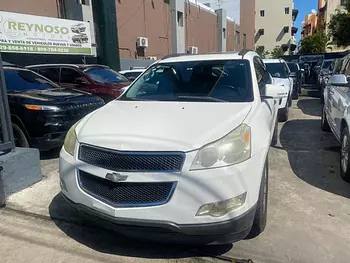jeepetas y camionetas - CHEVROLET TRAVERSE LT 2011