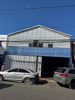 oficinas y locales comerciales - Vendo Nave industrial en Ensanche La Fe