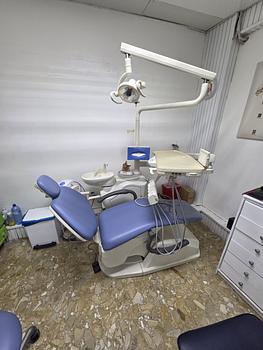 equipos profesionales - Vendo sillones dentales en buena condición por remodelacíon