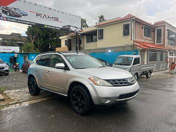 jeepetas y camionetas - Vendo Nissan murano como nueva  está en el diler 