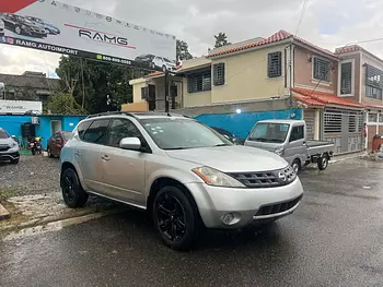 jeepetas y camionetas - Vendo Nissan murano como nueva  está en el diler 