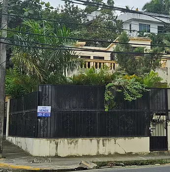 casas - Venta de Casa o solar de Esquina Comercial
