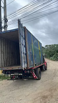 otros vehiculos - Contenedores 20 pies RD$ 125,000