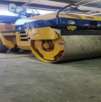 otros vehiculos - Rodillo combinado komatsu, recién importado de Japón. 