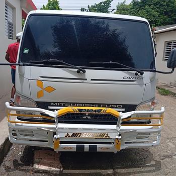 camiones y vehiculos pesados - mitsubishi Fuso 2017