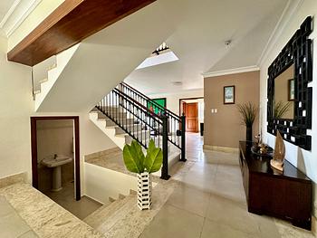 casas - Hermosa Residencia en Mirador del Este, SDE