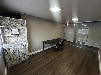 oficinas y locales comerciales - Oficina amueblada en Los Prados de 20m2