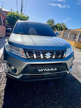 jeepetas y camionetas - Suzuki Vitara 2023 Como nueva de oportunidad