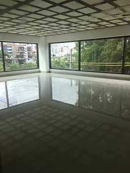 oficinas y locales comerciales - Alquiler, Oficina, Avenida Rómulo Betancourt, Mirador Sur, Santo Domingo