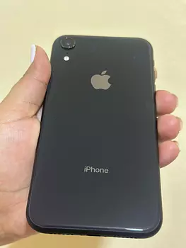 celulares y tabletas - Vendo IPhone XR excelentes condiciones 